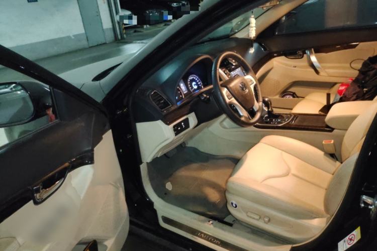 Used CHANGAN Raeton 2013 1.8T Automatic Prestige Model China IV Standard Interior 3