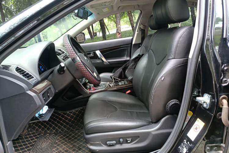 Used CHANGAN Raeton 2013 1.8T Automatic Flagship Model China IV Standard Left Front Seat
