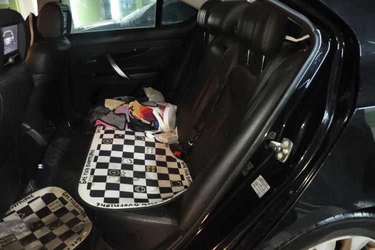 Used CHANGAN Raeton 2013 1.8T Automatic Prestige Model Left Rear Seat