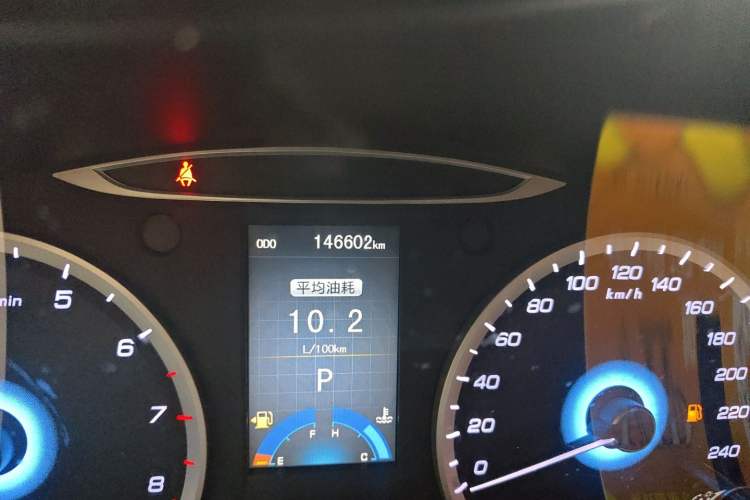 Used CHANGAN Raeton 2013 1.8T Automatic Prestige Model China V Standard Odometer Close Up