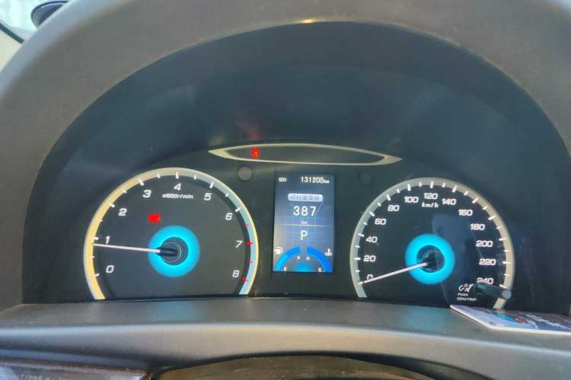 Used CHANGAN Raeton 2013 1.8T Automatic Prestige Model China IV Standard Odometer Close Up