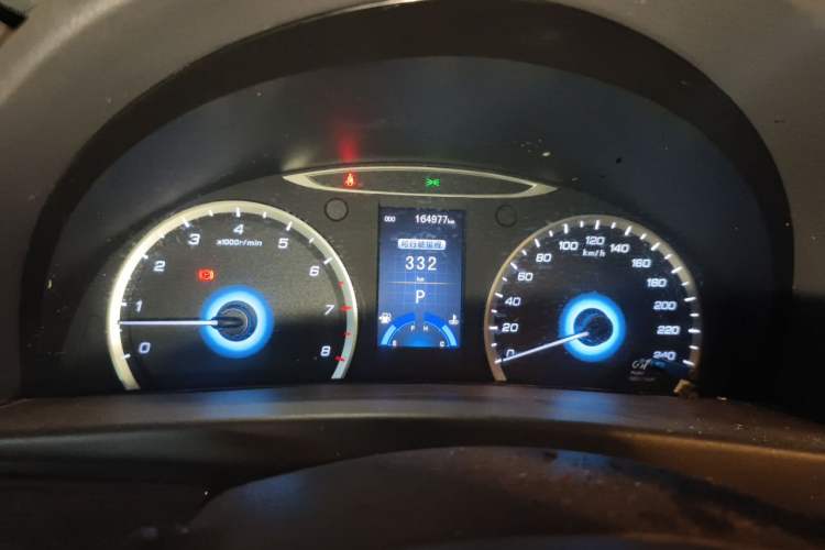 Used CHANGAN Raeton 2013 1.8T Automatic Prestige Model Odometer Close Up