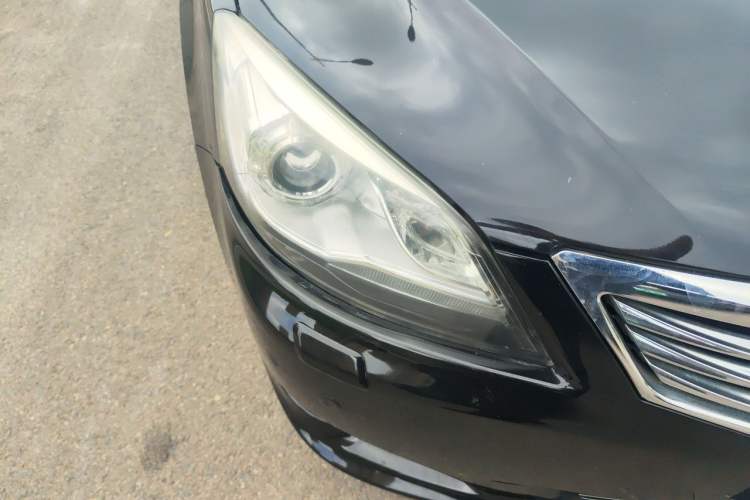 Used CHANGAN Raeton 2013 1.8T Automatic Prestige Model Right Front Headlight