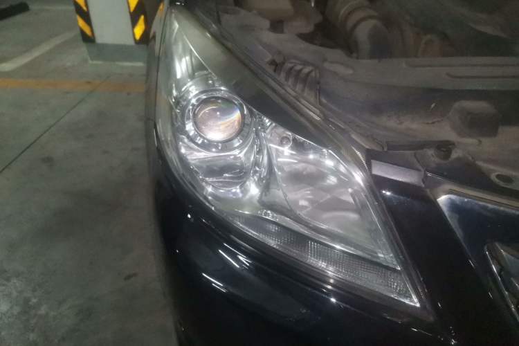 Used CHANGAN Raeton 2013 1.8T Automatic Prestige Model China IV Standard Right Front Headlight