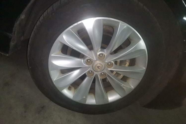 Used CHANGAN Raeton 2013 1.8T Automatic Prestige Model China IV Standard Right Front Wheel Hub