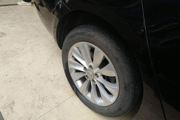 Used CHANGAN Raeton 2013 1.8T Automatic Prestige Model China IV Standard Right Rear Wheel Hub