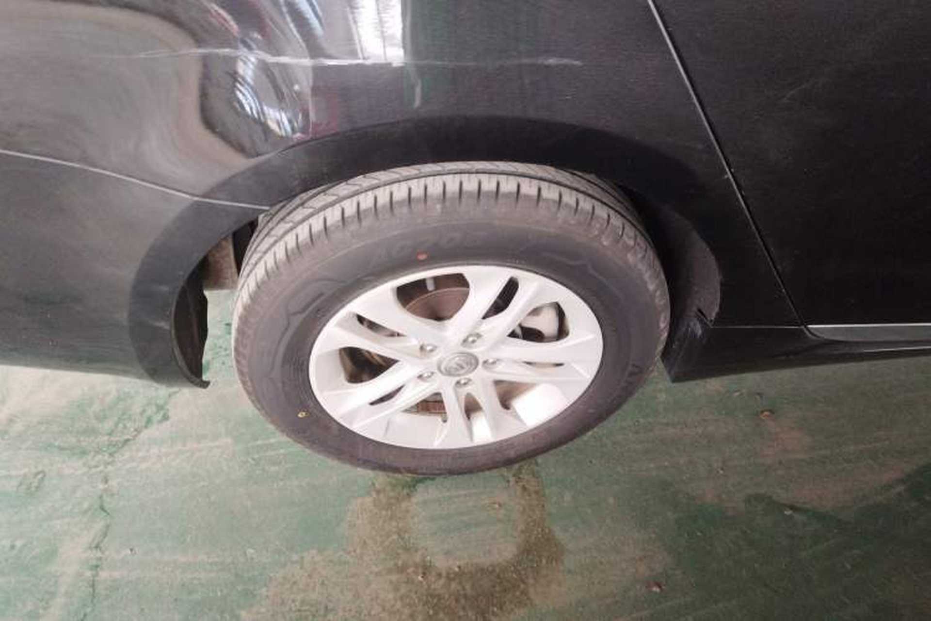 Used CHANGAN Raeton 2013 1.8T Automatic Elite Model China IV Standard Right Rear Wheel Hub