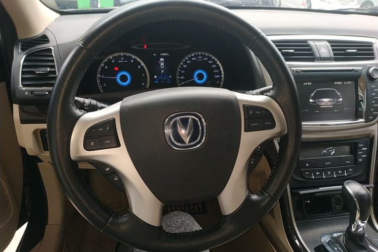 Used CHANGAN Raeton 2013 1.8T Automatic Prestige Model China IV Standard Steering Wheel