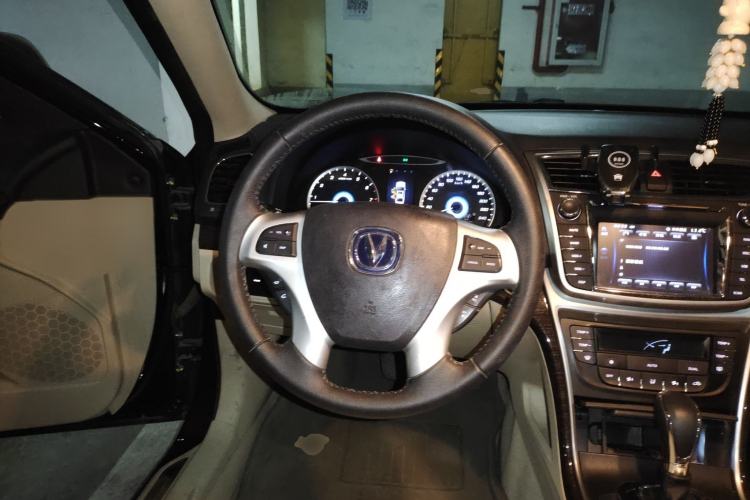 Used CHANGAN Raeton 2013 1.8T Automatic Prestige Model China IV Standard Steering Wheel