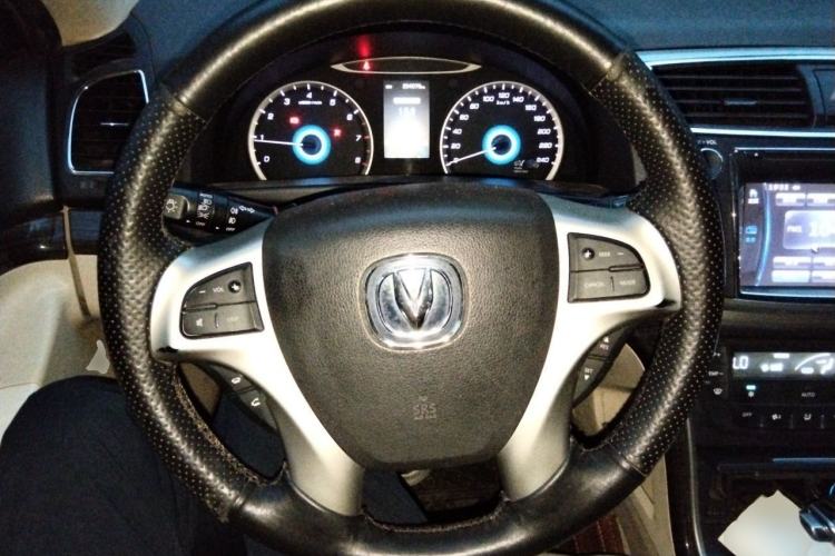 Used CHANGAN Raeton 2013 1.8T Automatic Prestige Model China IV Standard Steering Wheel