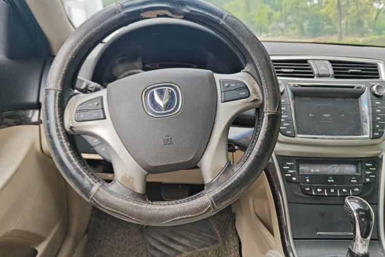 Used CHANGAN Raeton 2013 1.8T Automatic Elite Model China IV Standard Steering Wheel