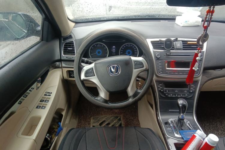 Used CHANGAN Raeton 2013 1.8T Automatic Elite Model China IV Standard Steering Wheel