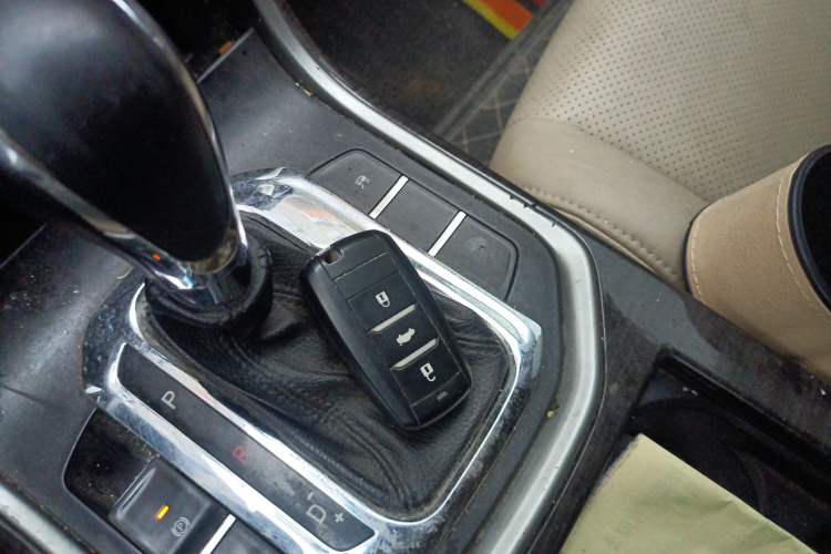 Used CHANGAN Raeton 2013 1.8T Automatic Prestige Model China IV Standard Vehicle Key