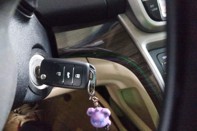 Used CHANGAN Raeton 2013 1.8T Automatic Elite Model China IV Standard Vehicle Key