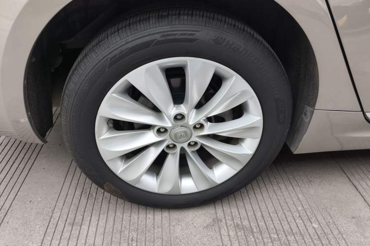 Used CHANGAN Raeton 2013 1.8T Automatic Flagship Model China IV Standard Exterior 8