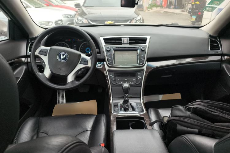 Used CHANGAN Raeton 2013 1.8T Automatic Flagship Model China IV Standard Interior 2