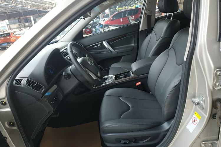 Used CHANGAN Raeton 2013 1.8T Automatic Prestige Model China IV Standard Left Front Seat