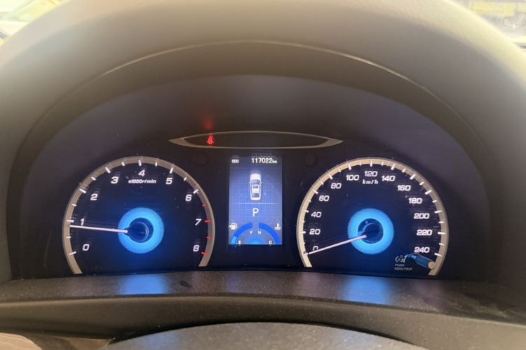 Used CHANGAN Raeton 2013 1.8T Automatic Elite Model China V Standard Odometer Close Up