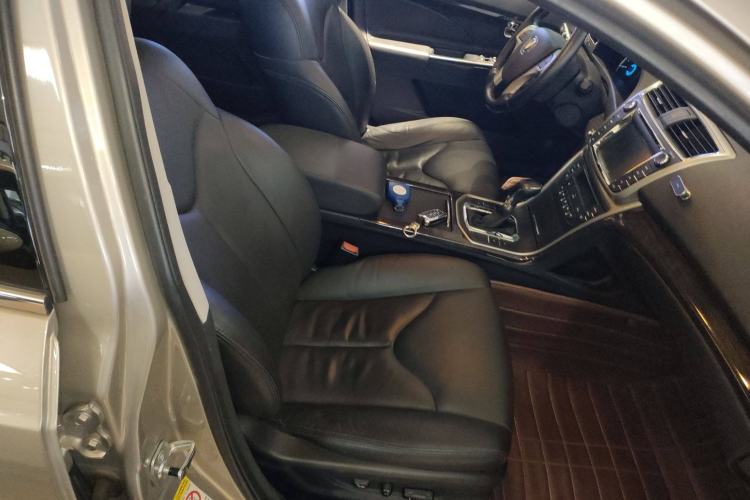 Used CHANGAN Raeton 2013 1.8T Automatic Flagship Model China IV Standard Right Front Seat