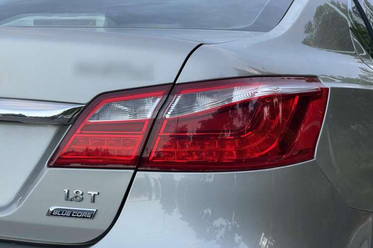 Used CHANGAN Raeton 2013 1.8T Automatic Prestige Model China IV Standard Right Rear Taillight