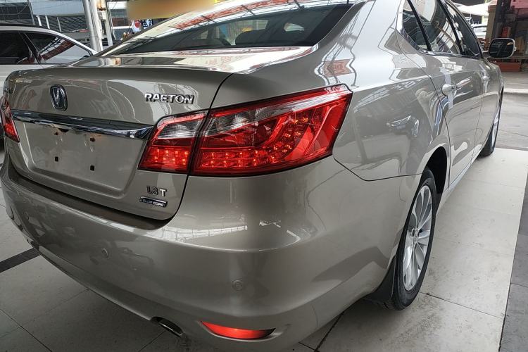 Used CHANGAN Raeton 2013 1.8T Automatic Prestige Model China IV Standard Right Rear Taillight