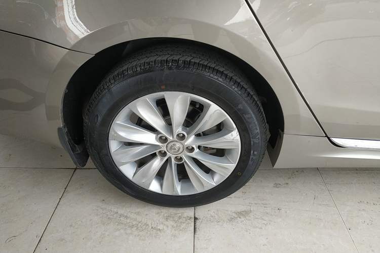 Used CHANGAN Raeton 2013 1.8T Automatic Prestige Model China IV Standard Right Rear Wheel Hub