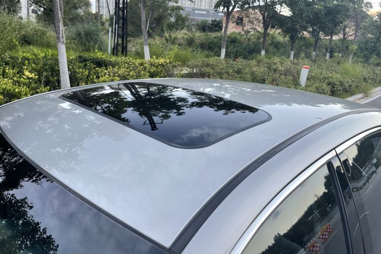 Used CHANGAN Raeton 2013 1.8T Automatic Prestige Model China IV Standard Roof