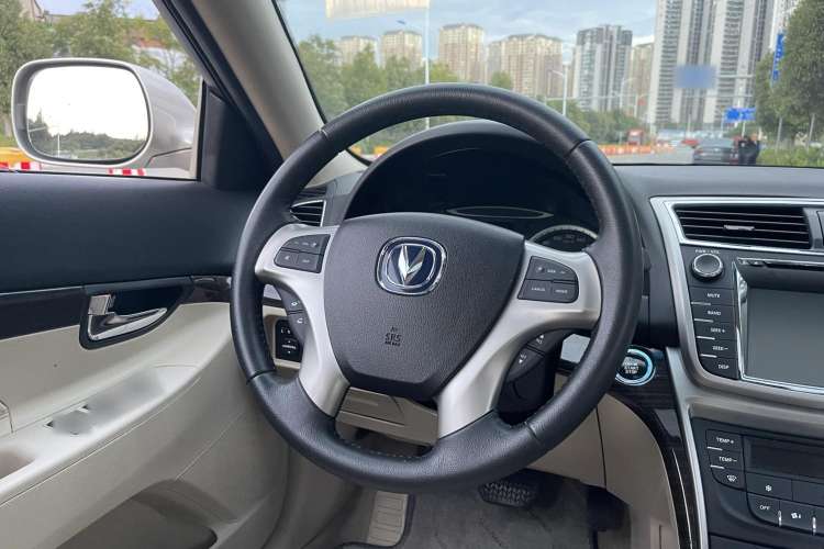 Used CHANGAN Raeton 2013 1.8T Automatic Prestige Model China IV Standard Steering Wheel