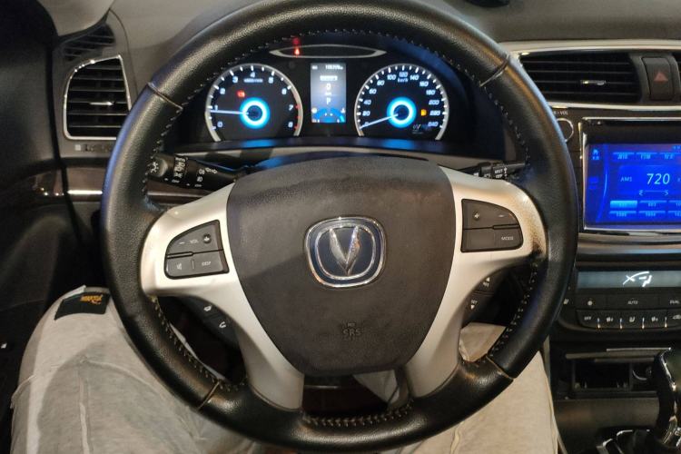 Used CHANGAN Raeton 2013 1.8T Automatic Flagship Model China IV Standard Steering Wheel