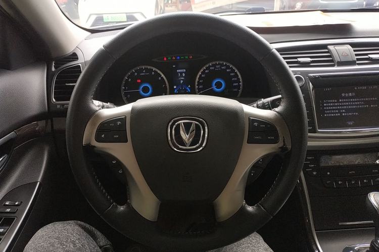 Used CHANGAN Raeton 2013 1.8T Automatic Prestige Model China IV Standard Steering Wheel