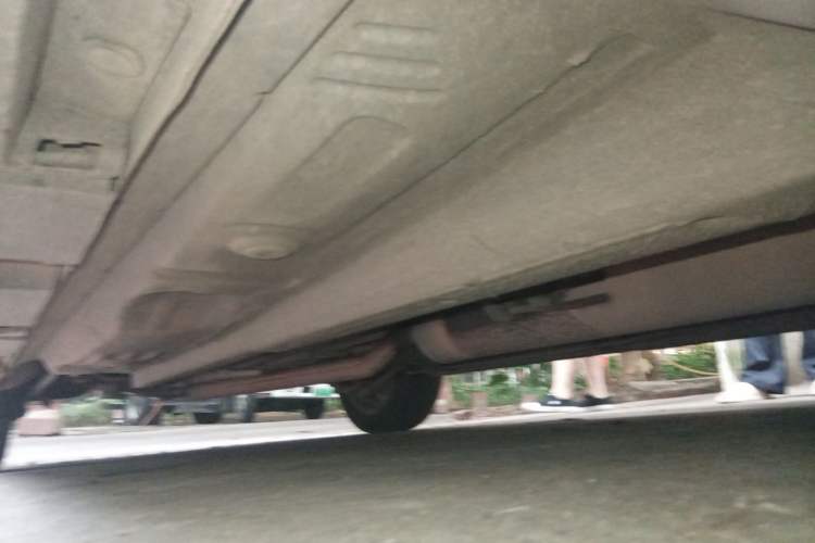 Used CHANGAN Raeton 2013 1.8T Automatic Flagship Model China IV Standard Chassis Front Right
