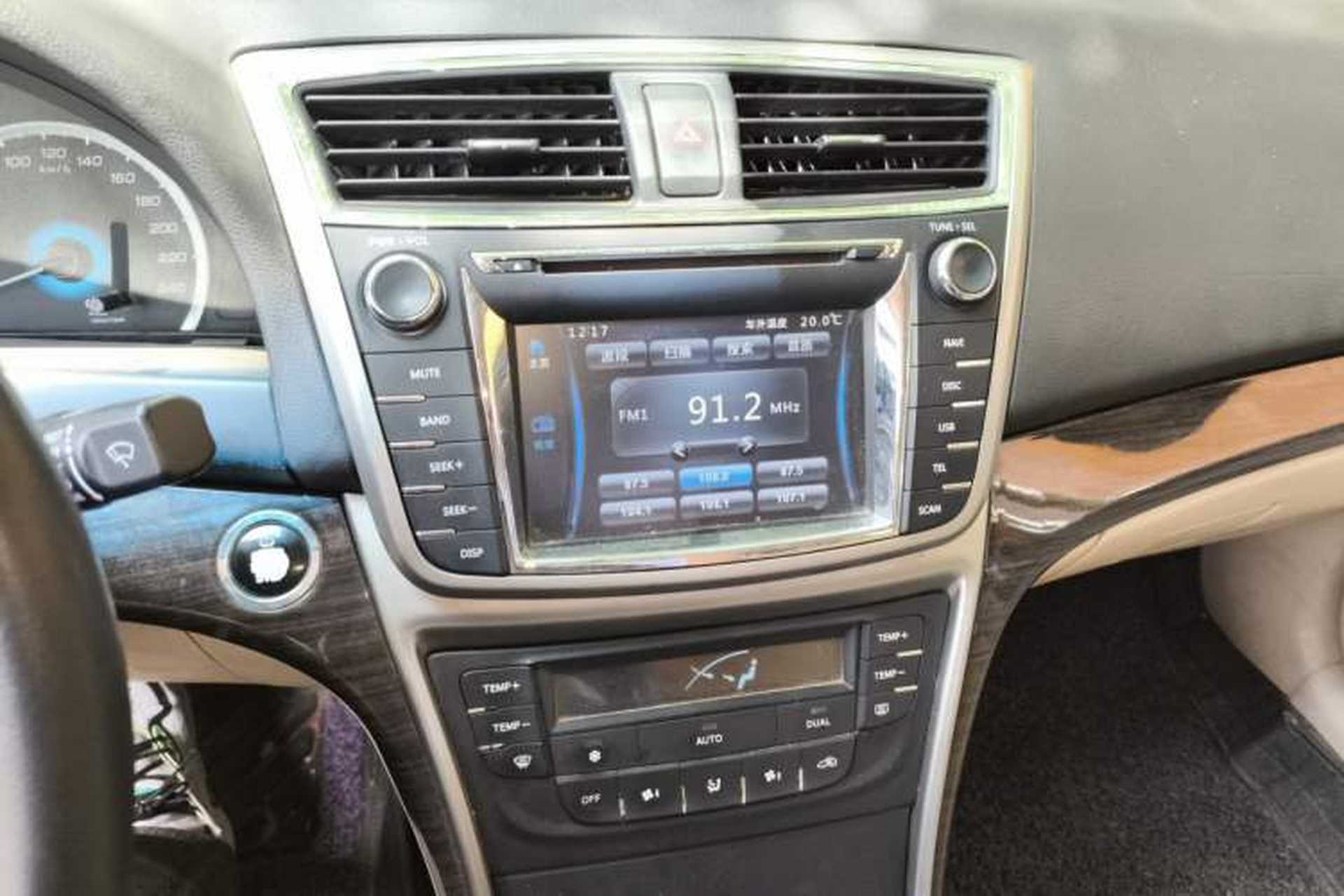 Used CHANGAN Raeton 2013 1.8T Automatic Prestige Model China IV Standard Audio And AC Panel