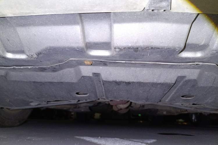 Used CHANGAN Raeton 2013 1.8T Automatic Elite Model China IV Standard Chassis Front
