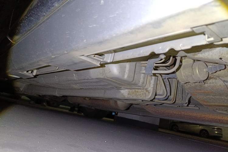 Used CHANGAN Raeton 2013 1.8T Automatic Elite Model China IV Standard Chassis Rear Left