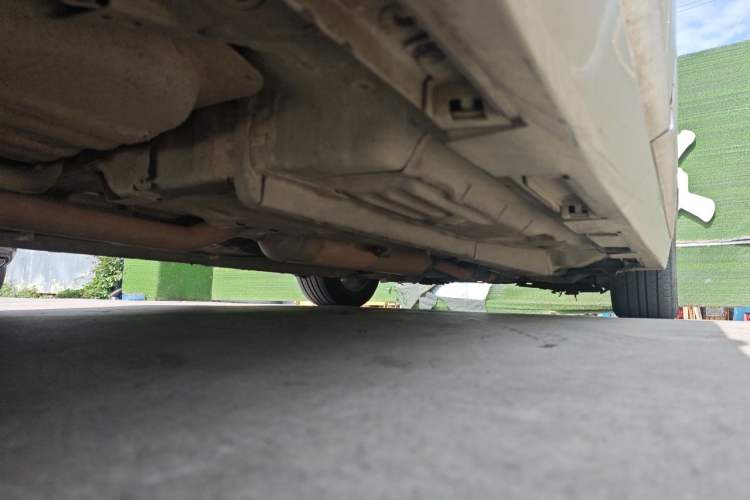 Used CHANGAN Raeton 2013 1.8T Automatic Prestige Model China IV Standard Chassis Rear Right