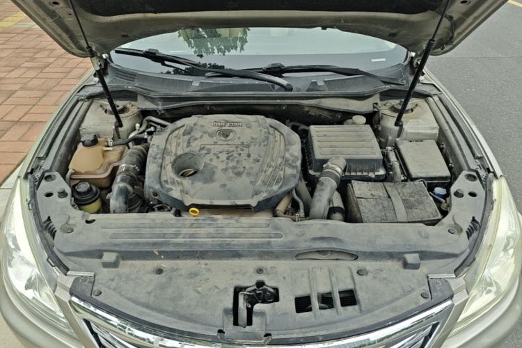 Used CHANGAN Raeton 2013 1.8T Automatic Prestige Model China IV Standard Engine Bay