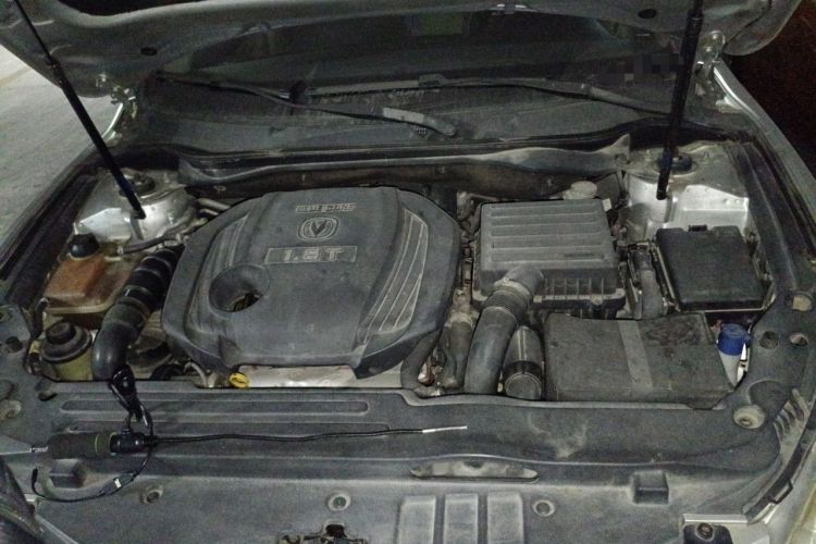 Used CHANGAN Raeton 2013 1.8T Automatic Elite Model China IV Standard Engine Bay
