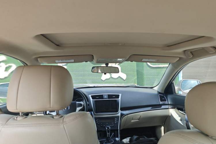 Used CHANGAN Raeton 2013 1.8T Automatic Prestige Model China IV Standard Headliner