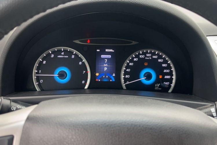 Used CHANGAN Raeton 2013 1.8T Automatic Flagship Model China IV Standard Odometer Close Up