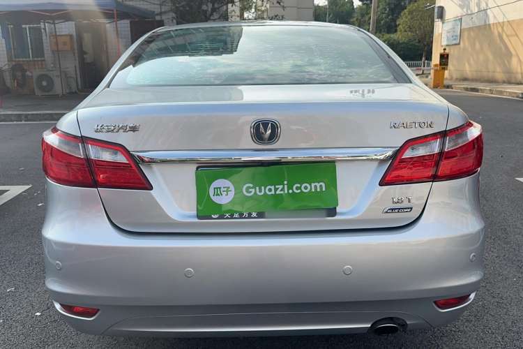Used CHANGAN Raeton 2013 1.8T Automatic Flagship Model China IV Standard Rear