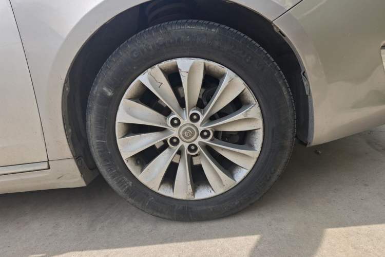 Used CHANGAN Raeton 2013 1.8T Automatic Prestige Model China IV Standard Right Front Wheel Hub