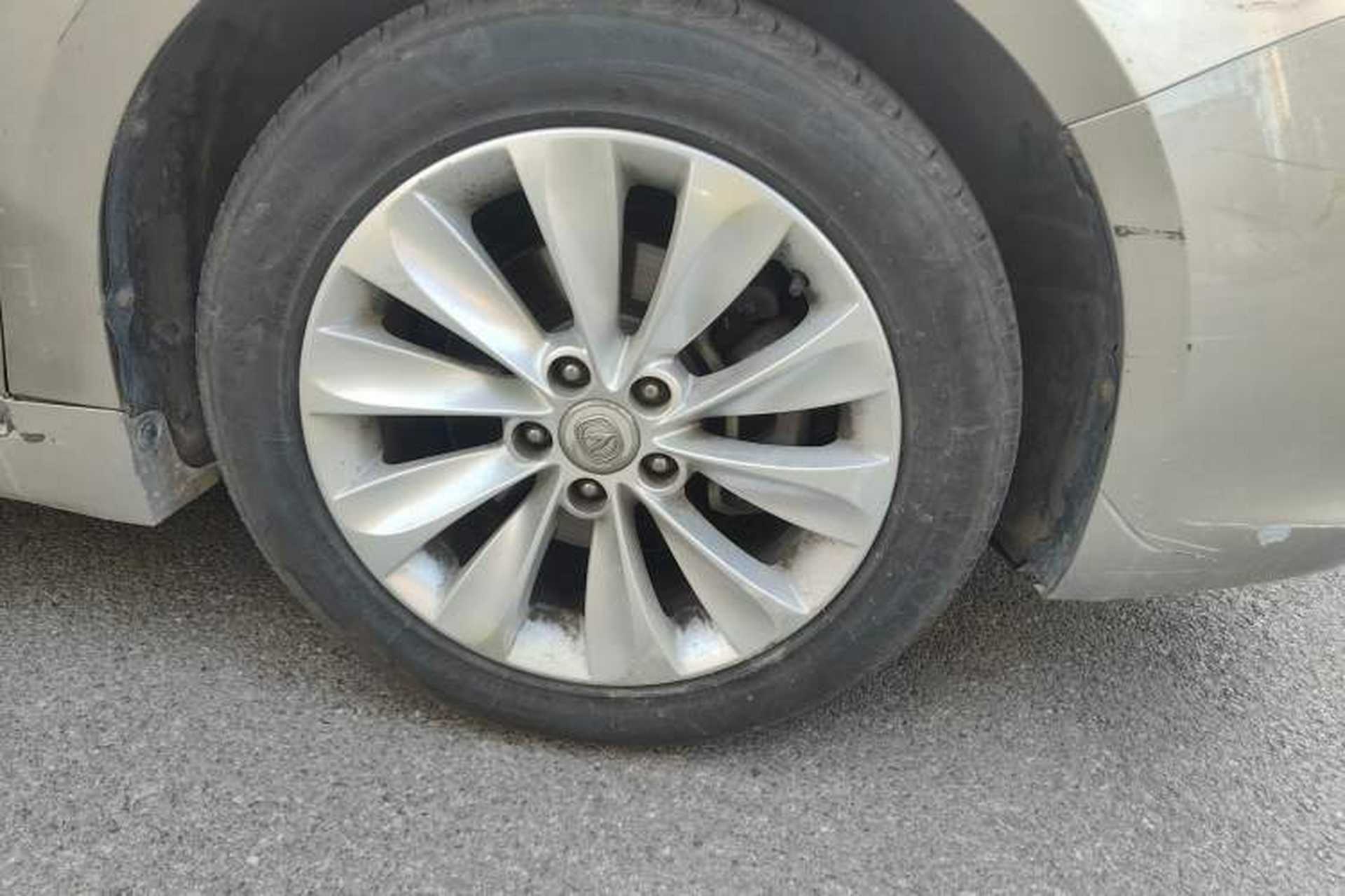 Used CHANGAN Raeton 2013 2.0L Automatic Luxury Version China IV Standard Right Front Wheel Hub