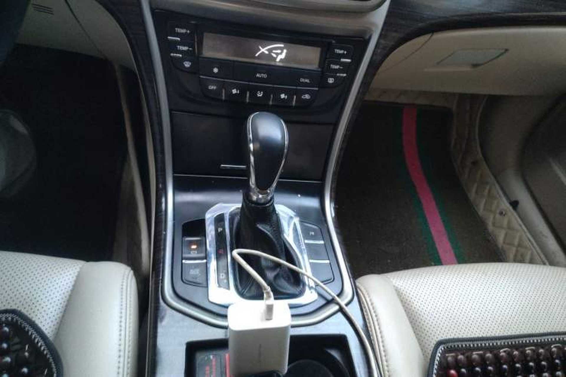 Used CHANGAN Raeton 2013 1.8T Automatic Prestige Model China IV Standard Gear Lever