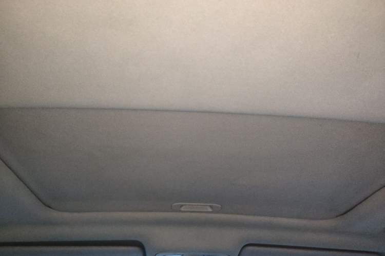 Used CHANGAN Raeton 2013 1.8T Automatic Prestige Model China IV Standard Headliner