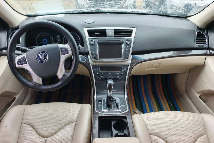 Used CHANGAN Raeton 2013 1.8T Automatic Prestige Model China IV Standard Interior 3