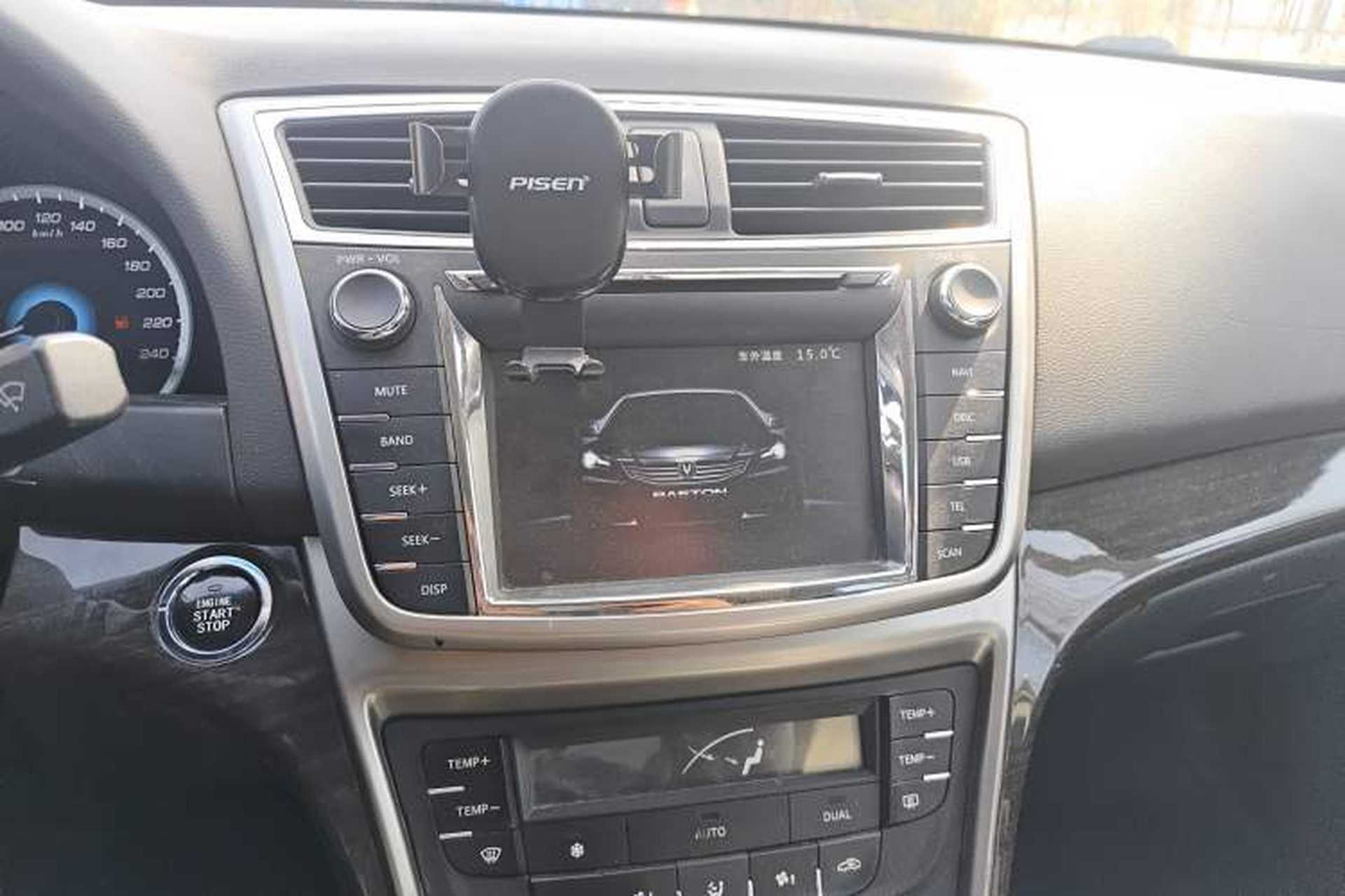 Used CHANGAN Raeton 2014 1.8T Automatic Prestige Anniversary Edition China V Standard Audio And AC Panel