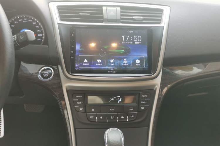 Used CHANGAN Raeton 2014 1.8T Automatic Prestige Anniversary Edition China IV Standard Audio And AC Panel
