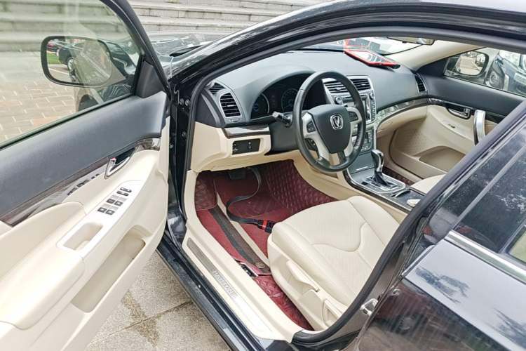 Used CHANGAN Raeton 2014 1.8T Automatic Elite Anniversary Edition China IV Standard Driver Seat