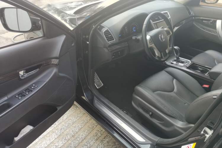 Used CHANGAN Raeton 2014 1.8T Automatic Prestige Anniversary Edition China IV Standard Driver Seat