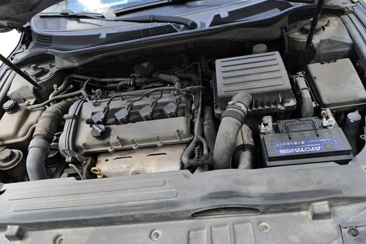 Used CHANGAN Raeton 2014 1.8T Automatic Prestige Anniversary Edition China V Standard Engine Bay